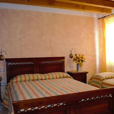 Colombarola Landhuis Sona